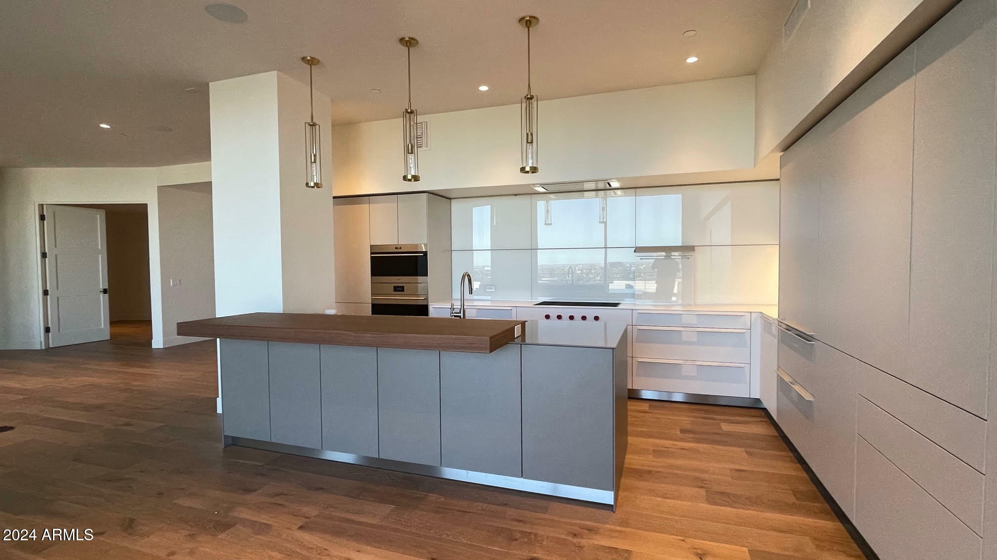 Property Photo: 5000 N Camelback Ridge Road 308 AZ 85251