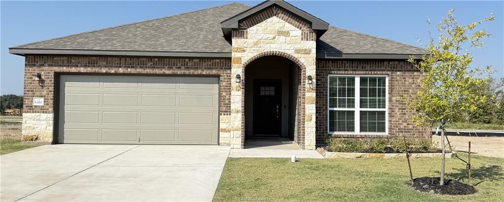Property Photo:  6410 Raleigh Loop  TX 77845 