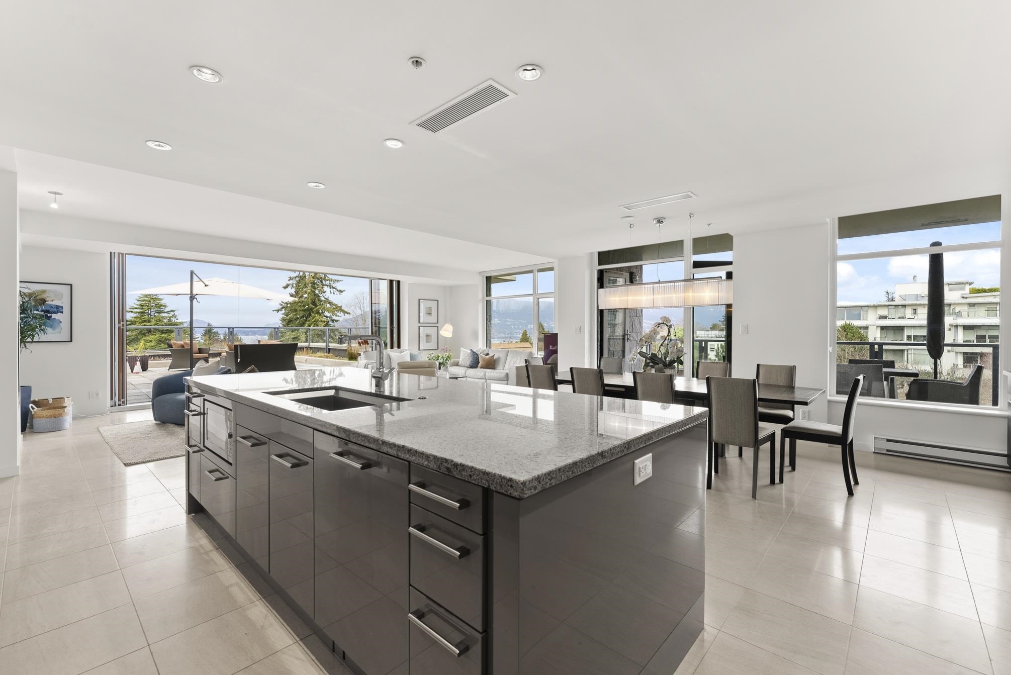Property Photo: 6063 Iona Drive 503 BC V6T 0B1