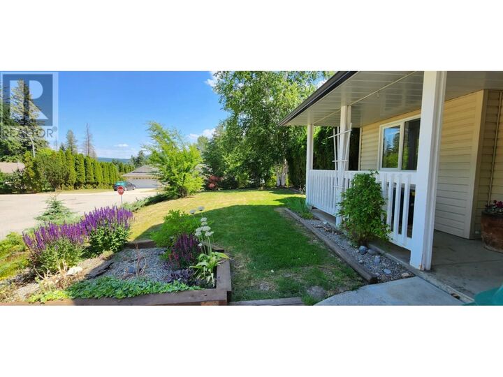 Property Photo:  2250 Linea Crescent  BC V0E 2G0 