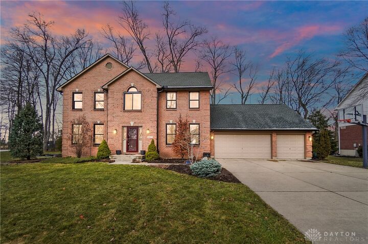 8827 Barrington Way  Springboro OH 45066 photo