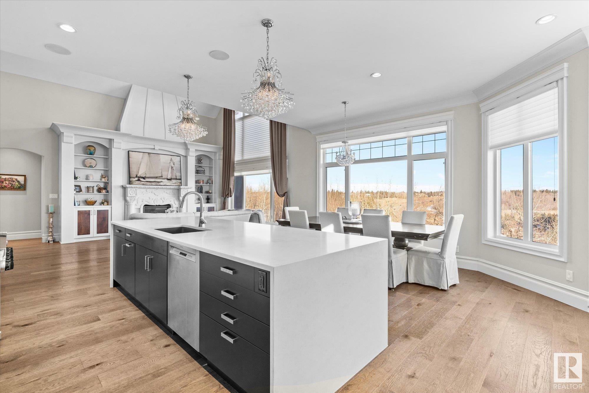 Photo de la propriété: 1018 Hollands Point(E) NW AB T6R 3T1