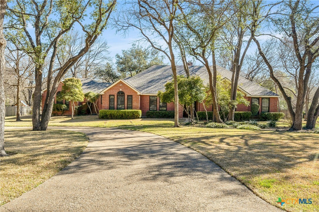 Property Photo:  518 Riverwood Drive  TX 76513 