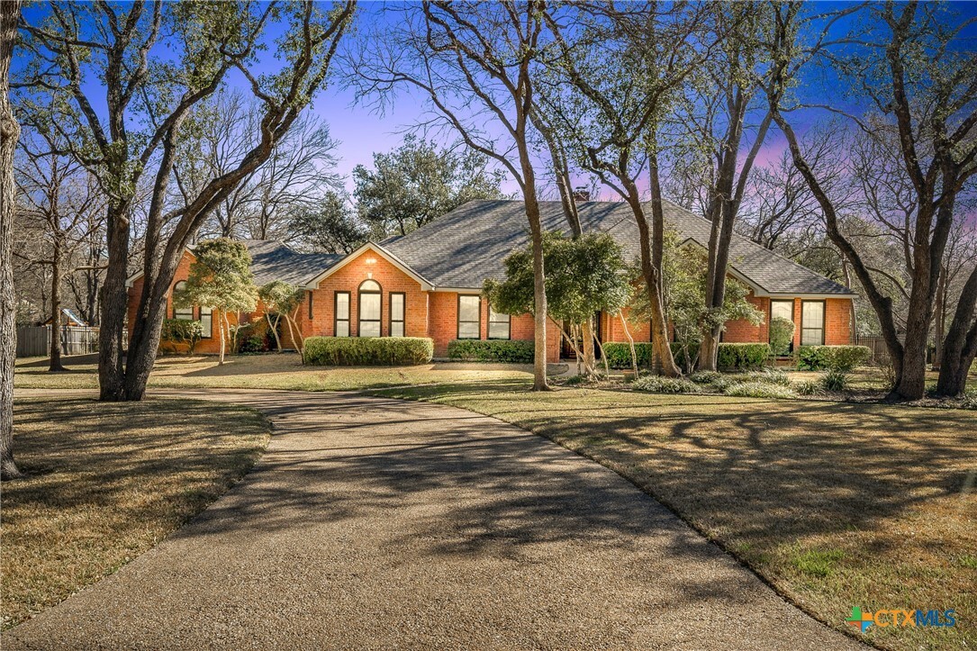 Property Photo: 518 Riverwood Drive TX 76513