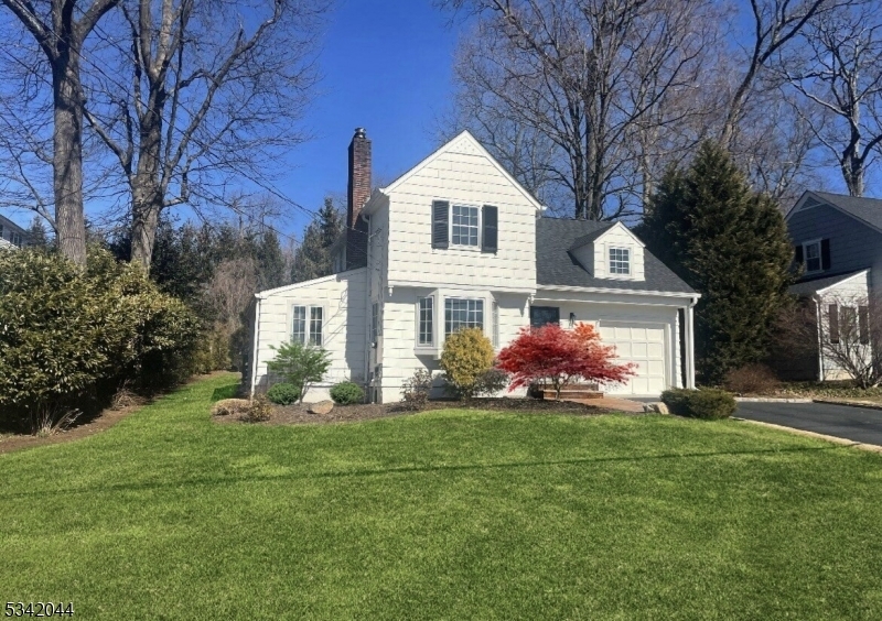 Property Photo: 6 Valley Rd NJ 07940