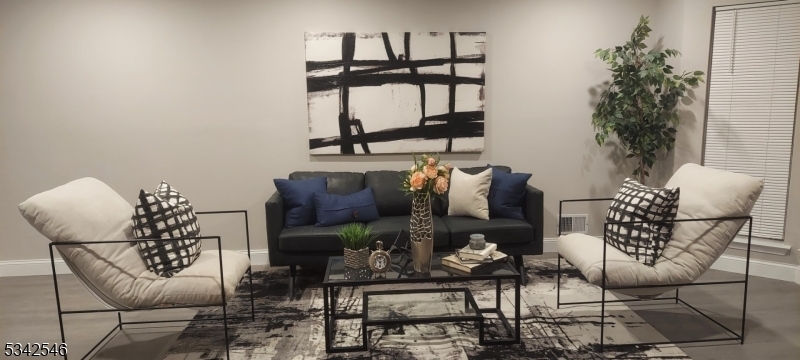 Property Photo: 7 Howard Ct NJ 07103