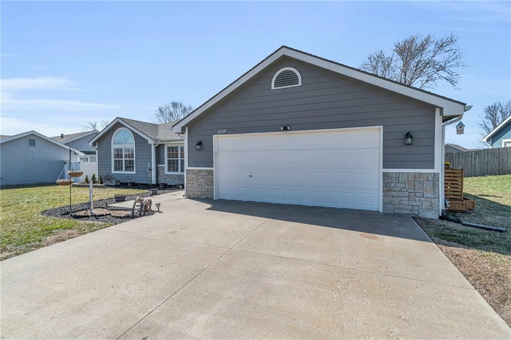 Property Photo:  2639 Stratton Drive  KS 66025 