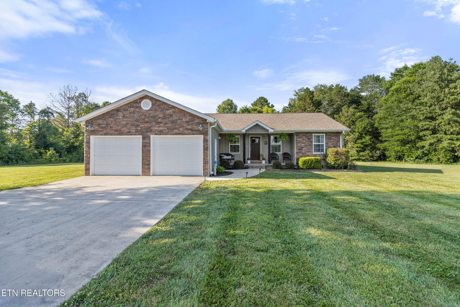 Property Photo: 210 Ten Mile Lane TN 37880