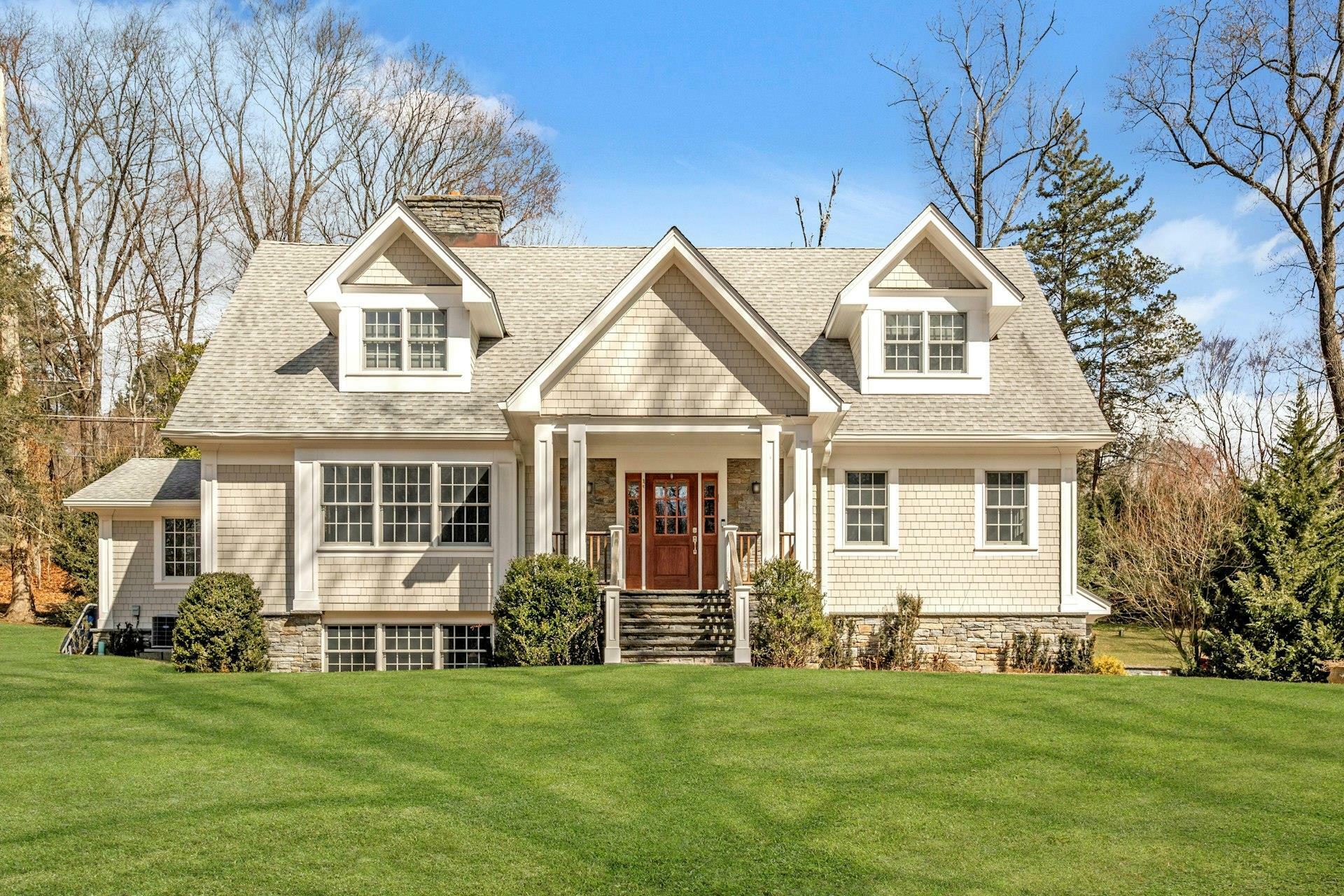 Property Photo:  33 Orchard Drive  NY 10504 