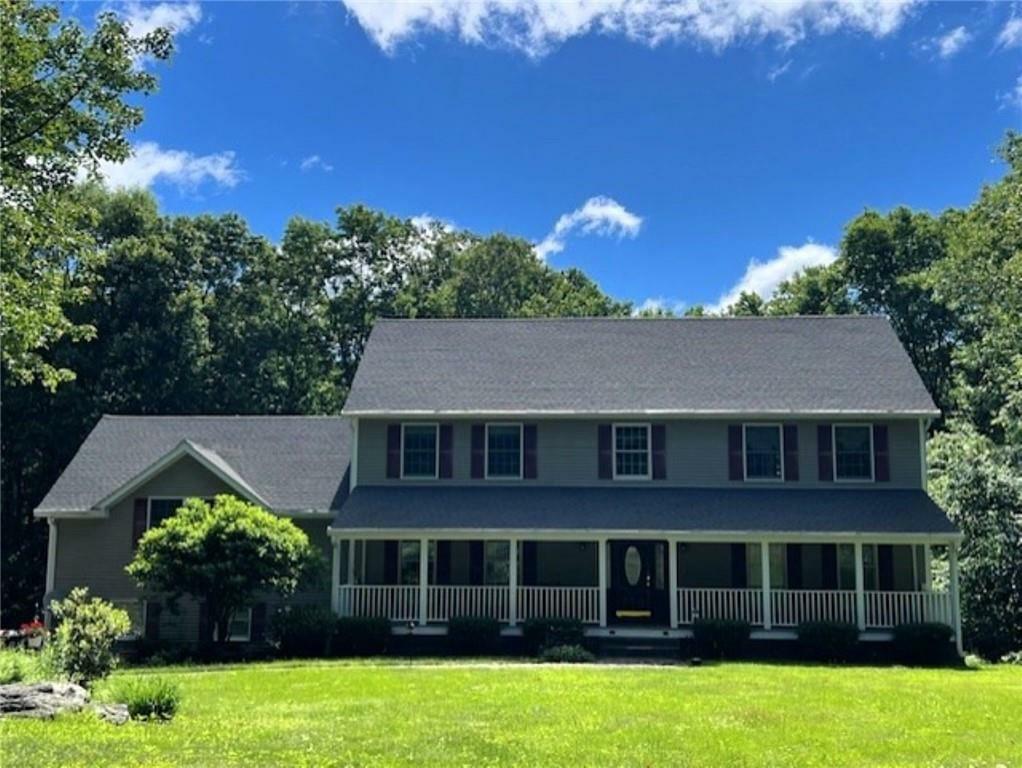 Property Photo:  10 Stonewall Drive  NY 12531 