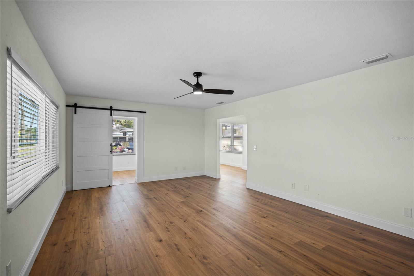 Property Photo:  1530 S Lake Howard Drive  FL 33880 