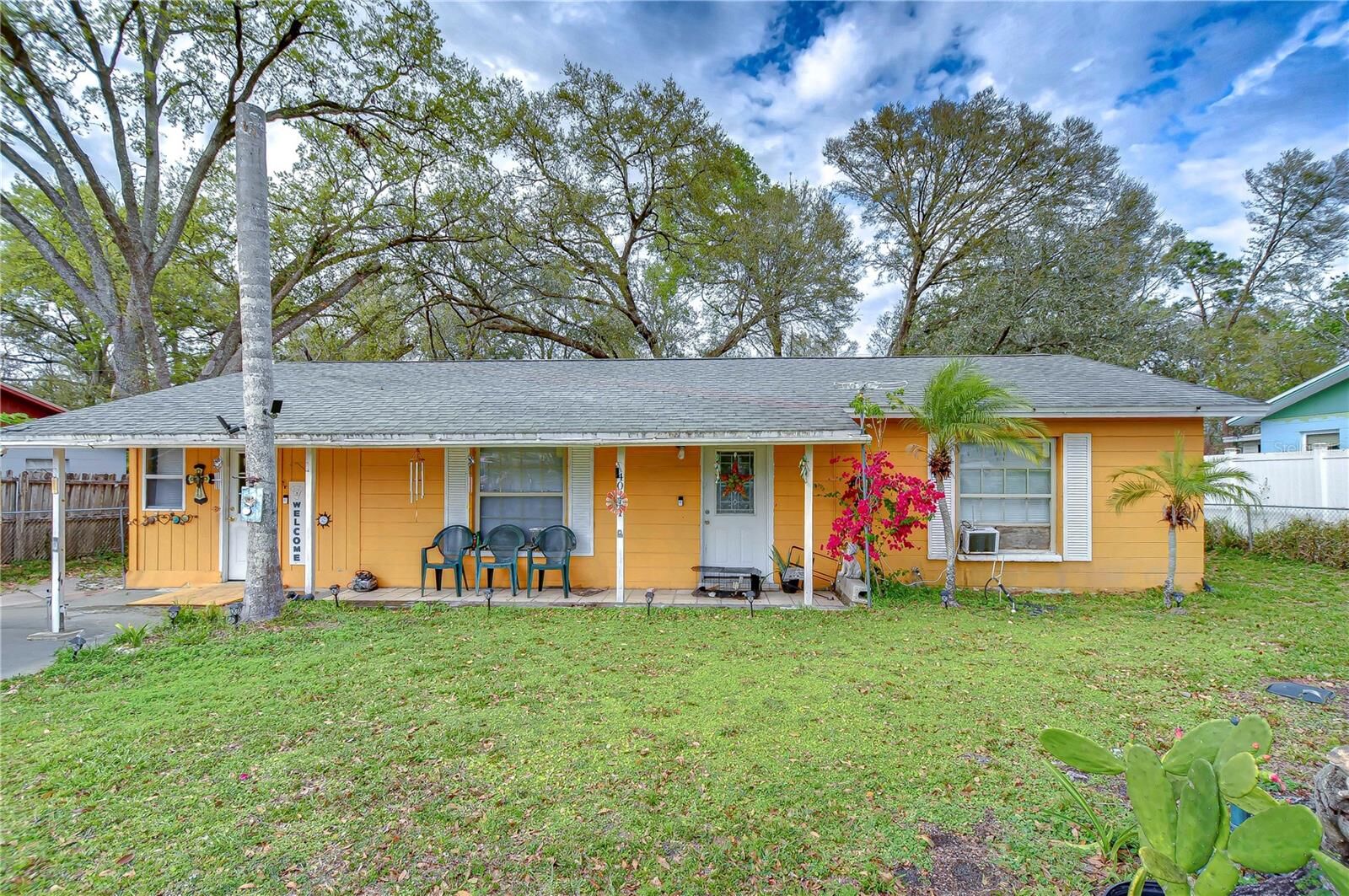 Property Photo:  40111 Pretty Redbird Road  FL 33540 