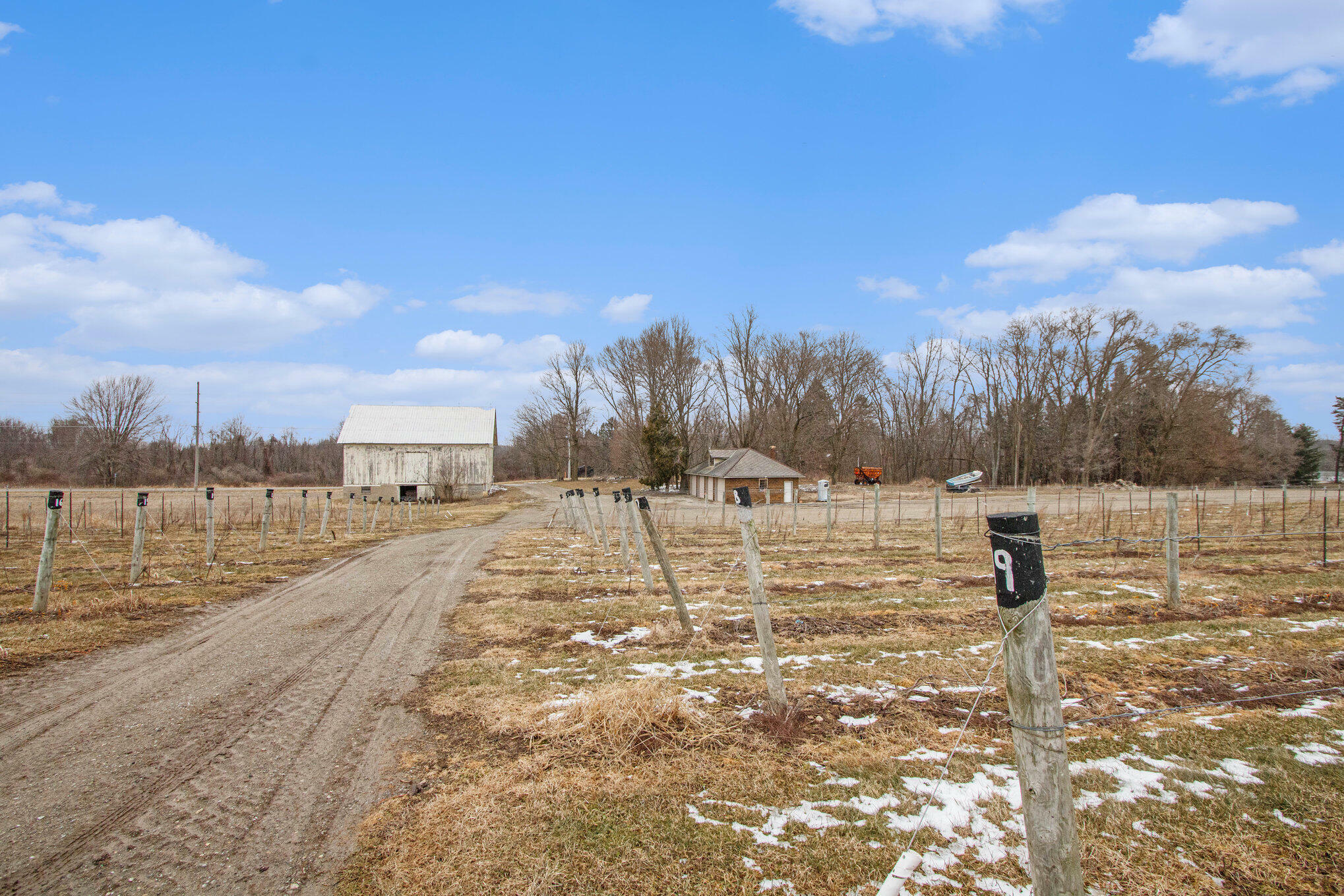 Property Photo:  1800 E Lemon Creek Road  MI 49103 