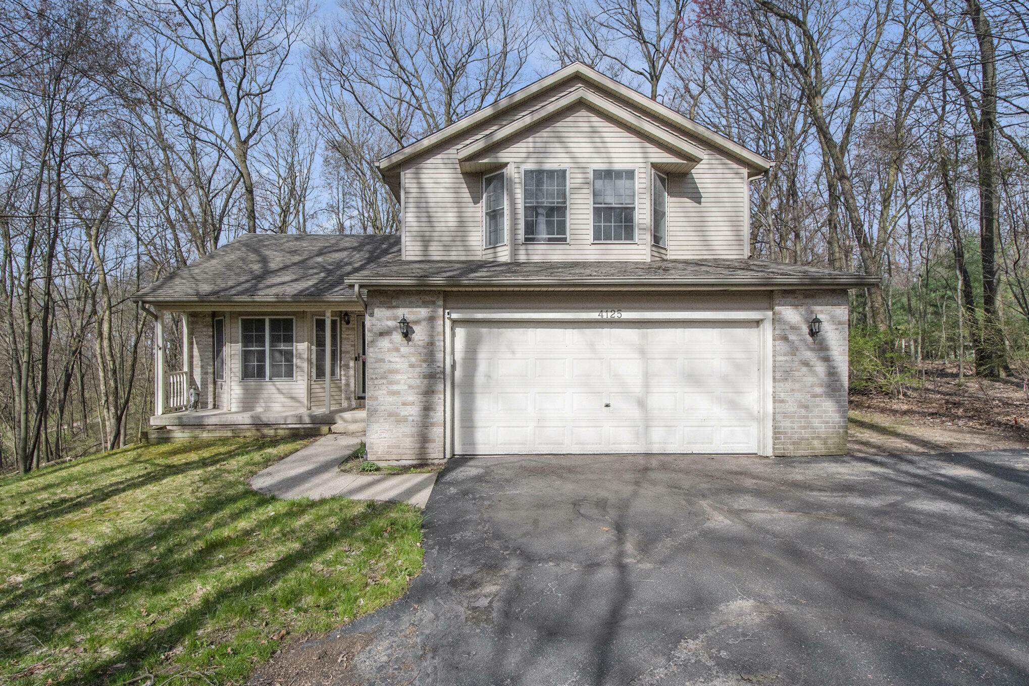 Property Photo: 4125 Thornapple Hills Drive MI 49333