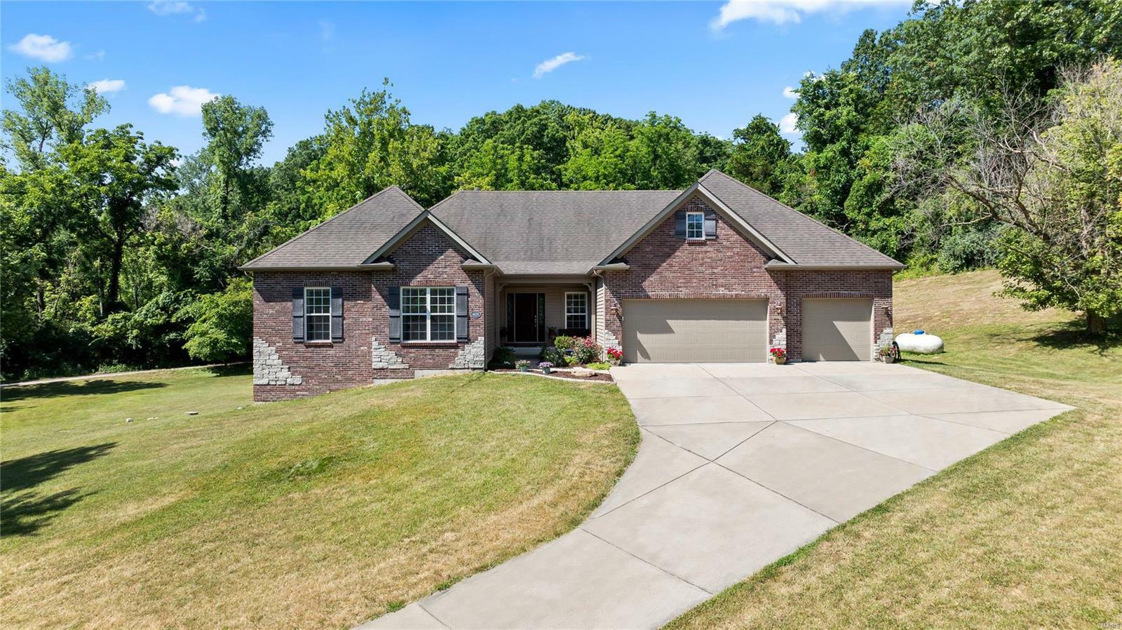 Property Photo: 409 Griffith Lane MO 63005