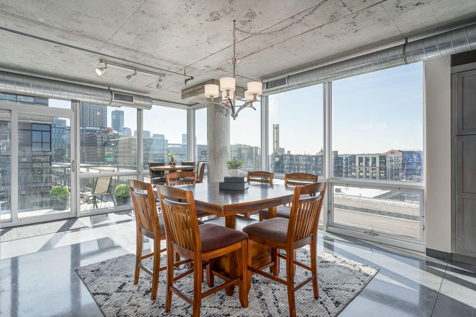 Property Photo: 730 N 4th Street 602 MN 55401