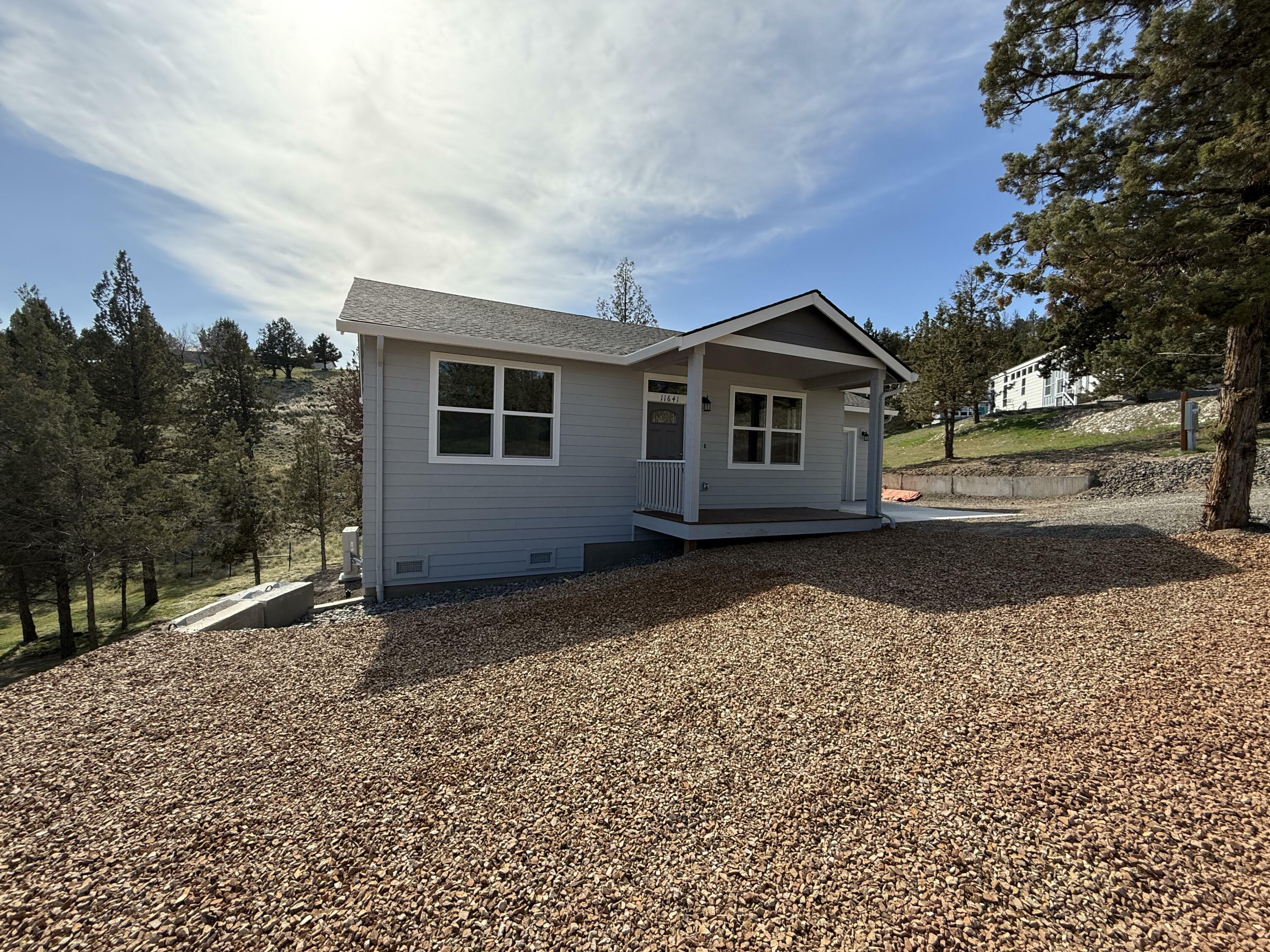 Property Photo: 11641 NW Morrow Avenue OR 97754