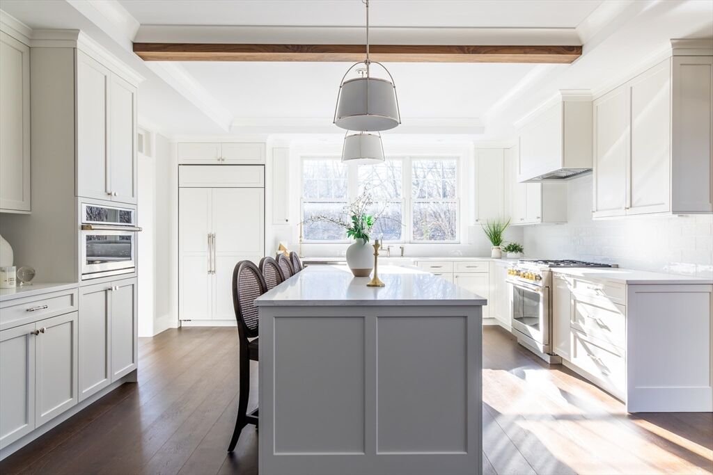 Property Photo: 9 Wyndemere Lane MA 01760