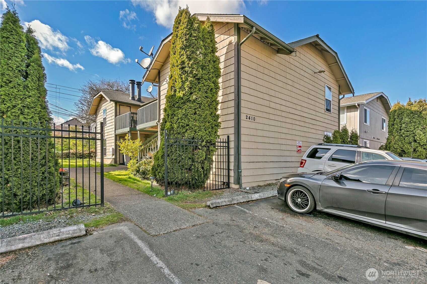2410 S I Street  Tacoma WA 98405 photo
