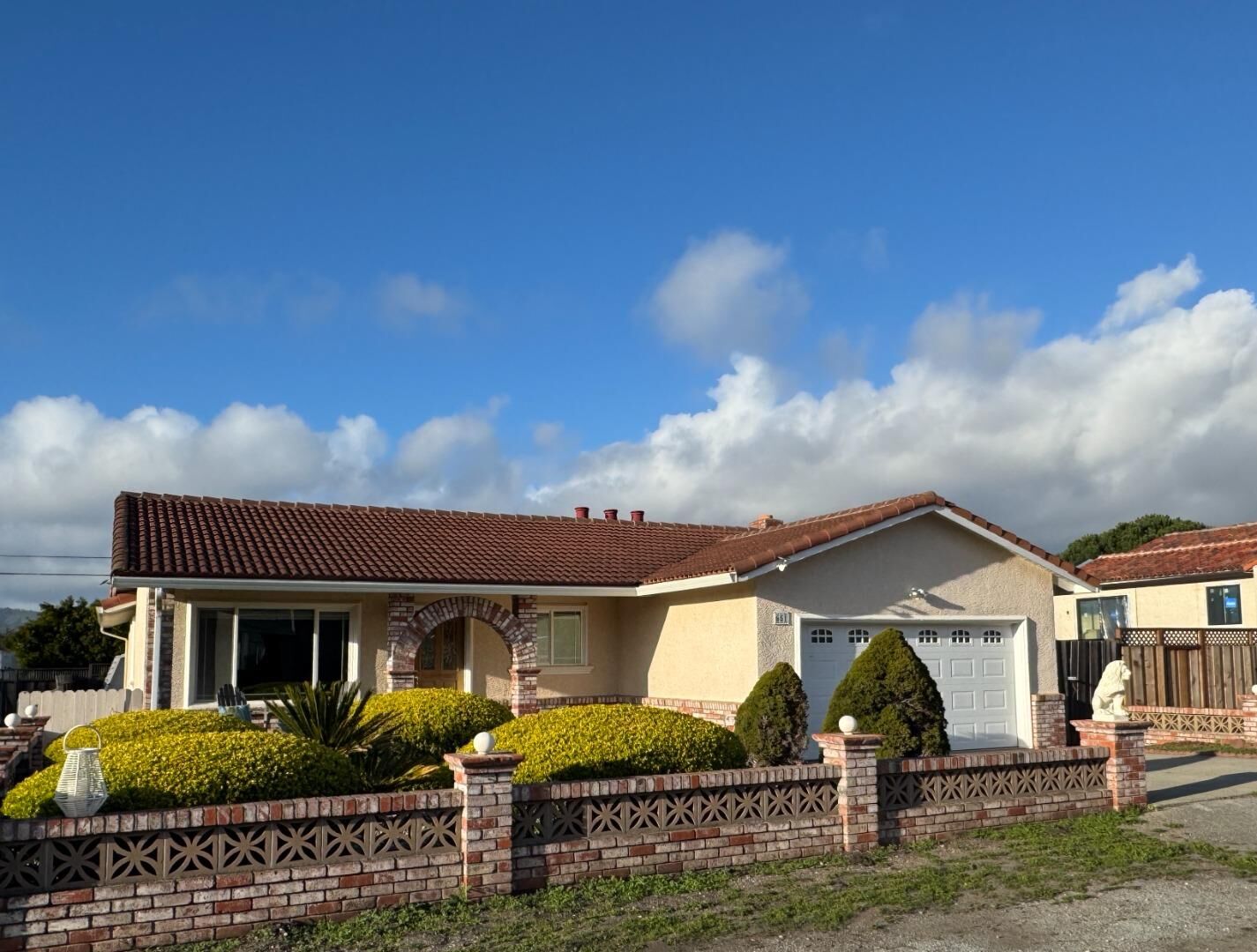 Property Photo: 651 Spruce Street CA 94019