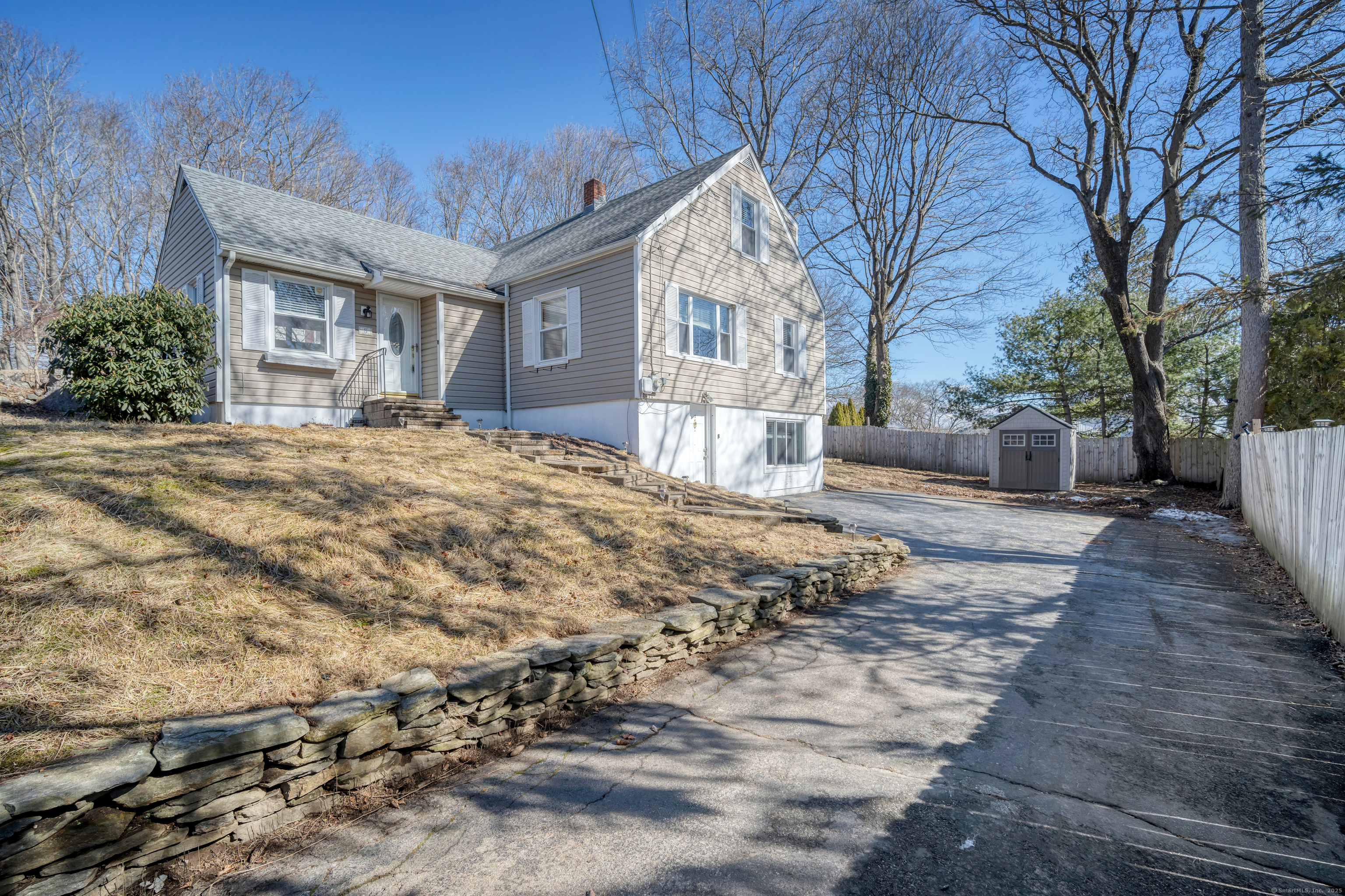 Property Photo:  5 Flyers Drive  CT 06360 