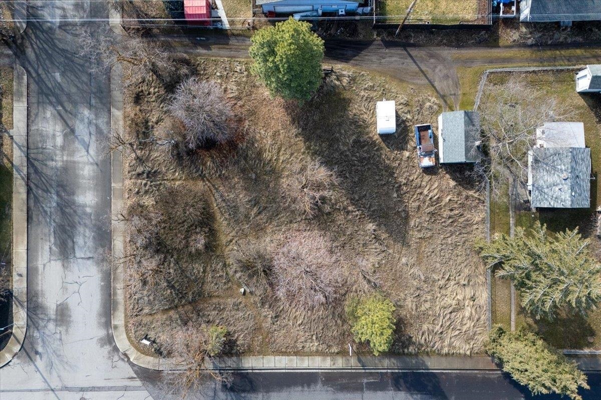 Property Photo: 3928 E 34th Ave WA 99223