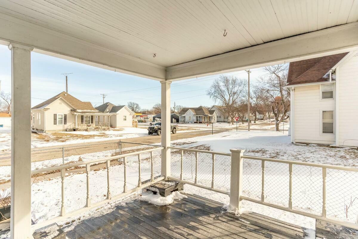 Property Photo:  306 E Maple  Street  IA 51566 