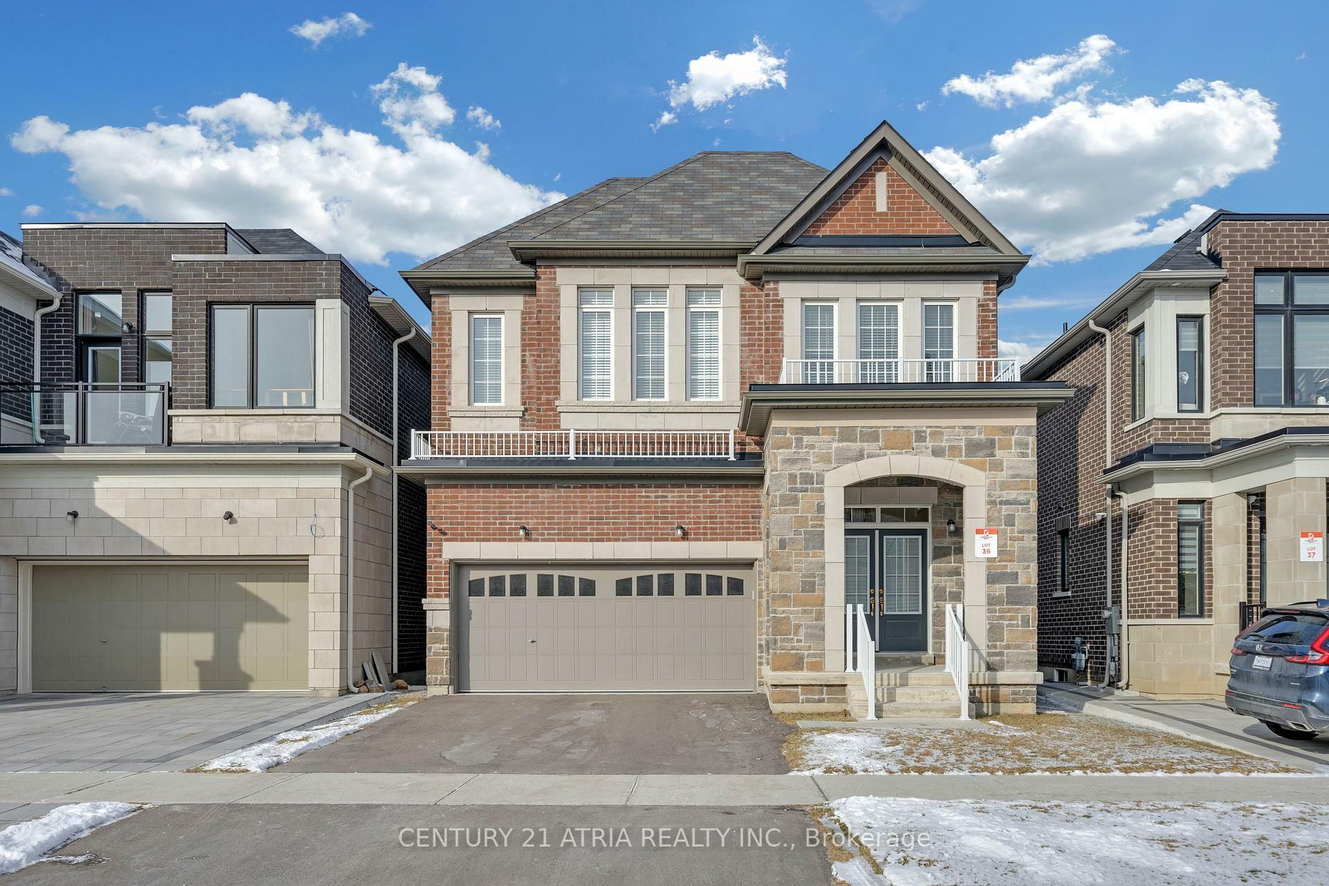 Property Photo: 156 Hartney Dr ON L4S 0L1