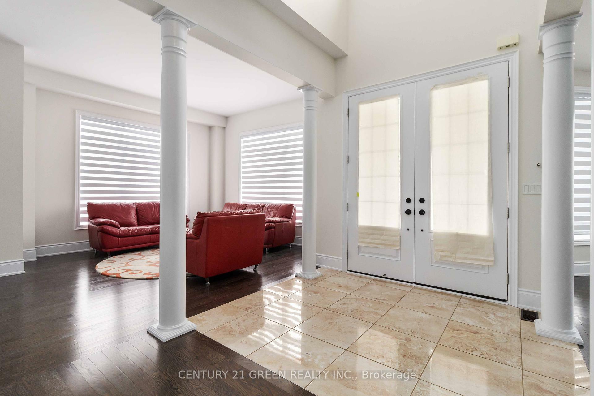 Photo de la propriété:  13 Foothills Crescent  ON L6P 4G9 