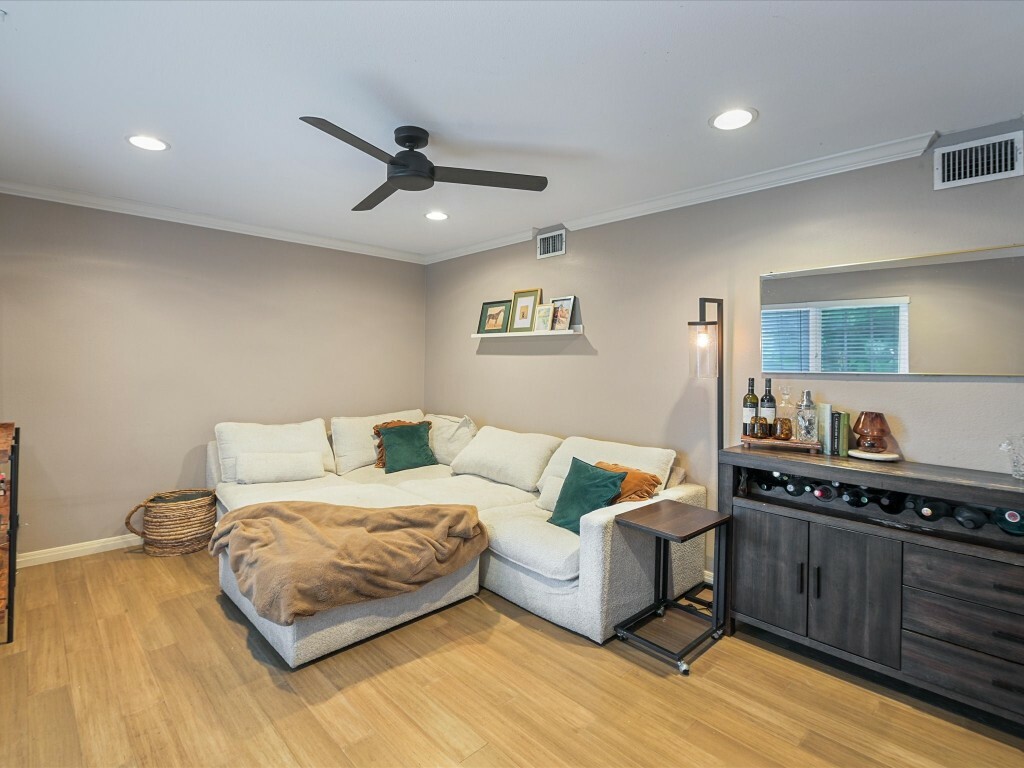 Property Photo:  900 S Lamar Boulevard 205  TX 78704 