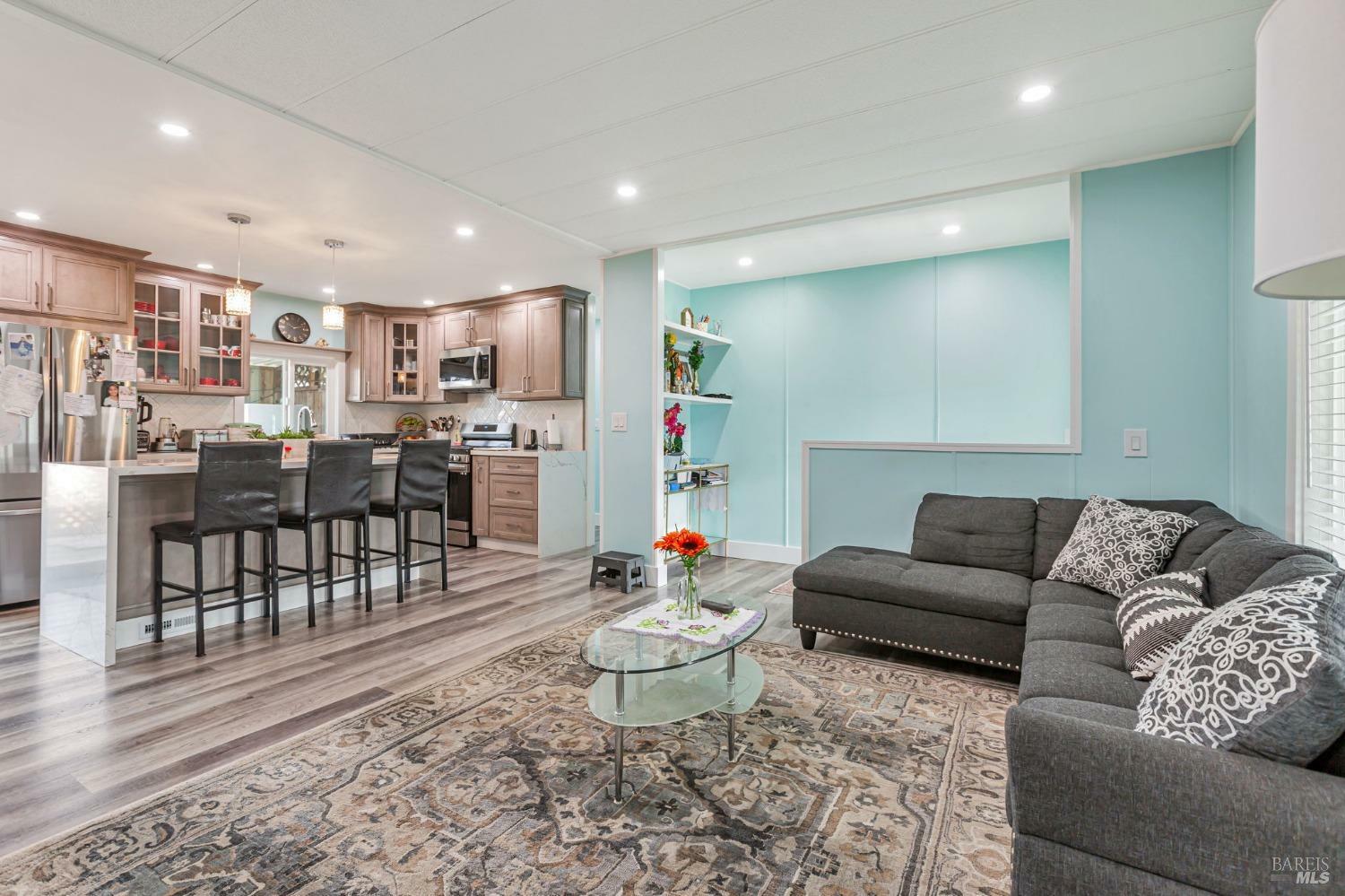Property Photo: 365 Glacier Way CA 94903