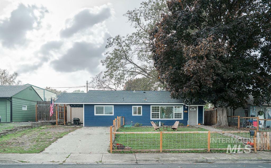 Property Photo: 2618 8th Avenue ID 83501