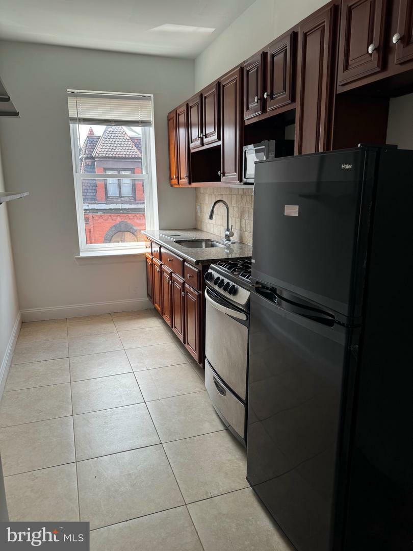 Property Photo:  1519 N 17th Street  PA 19121 