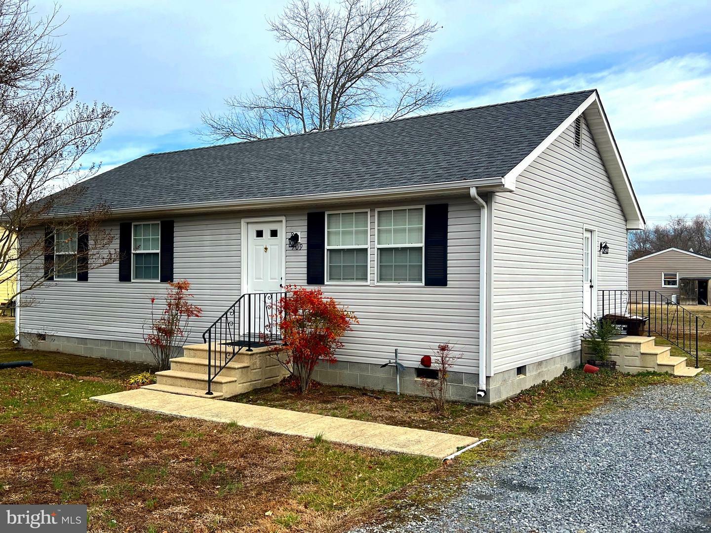 Property Photo:  709 Governors Avenue  MD 21613 