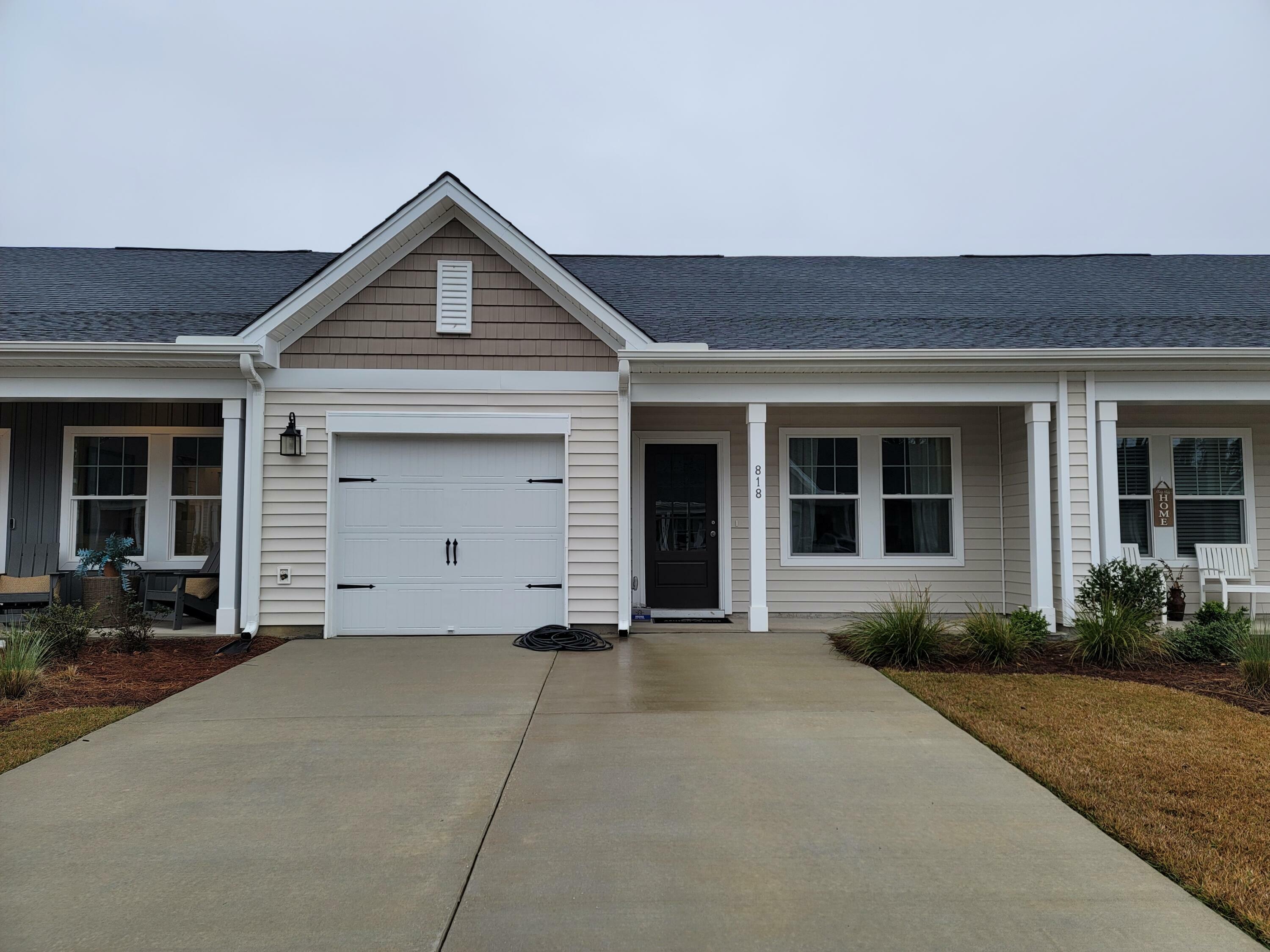 Property Photo: 818 Descartes Street SC 29486
