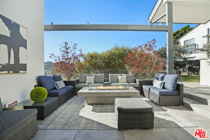 Property Photo: 3437 Troy Dr CA 90068