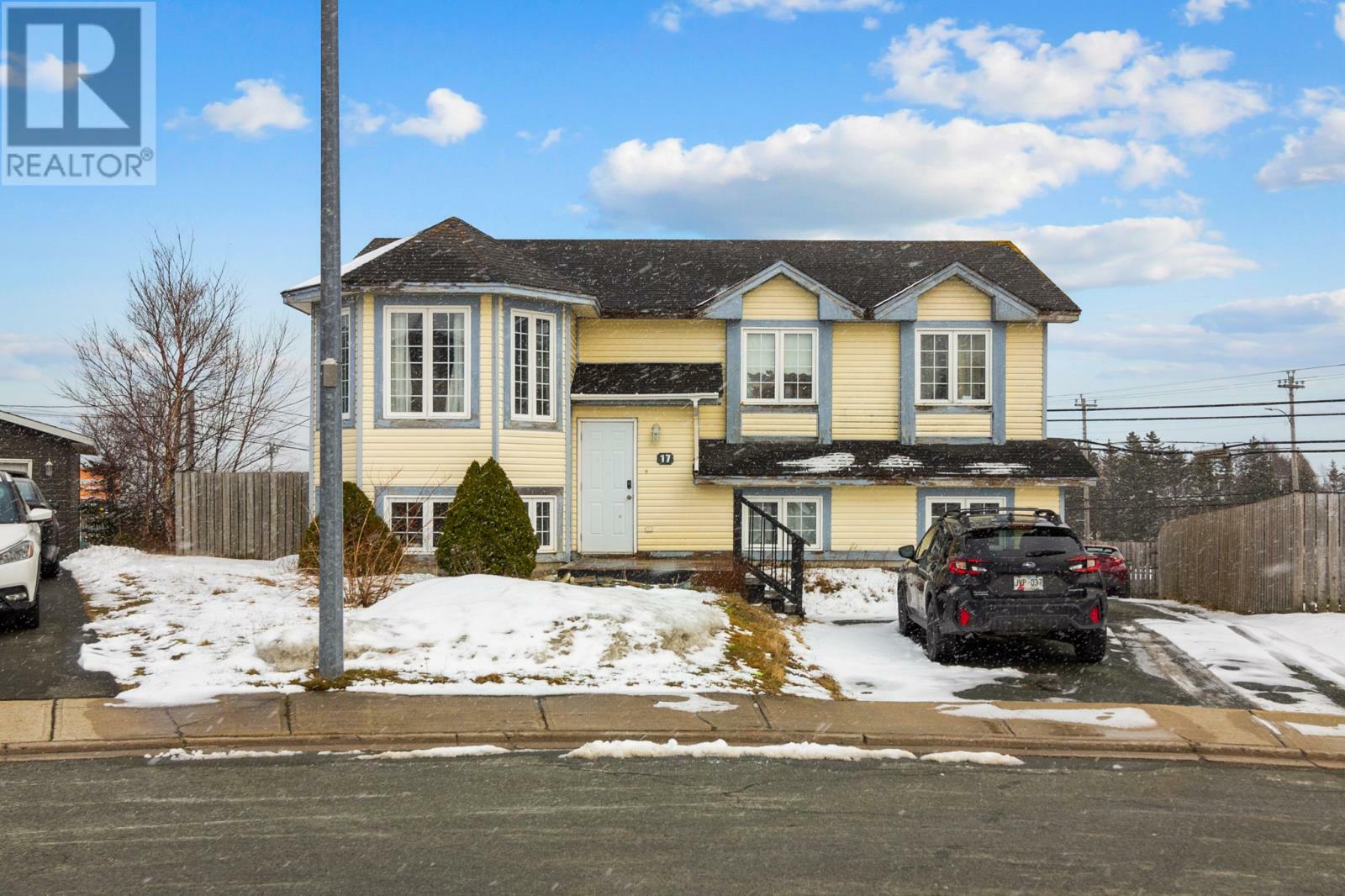 Property Photo:  17 Aurora Place  NL A1L 1V9 