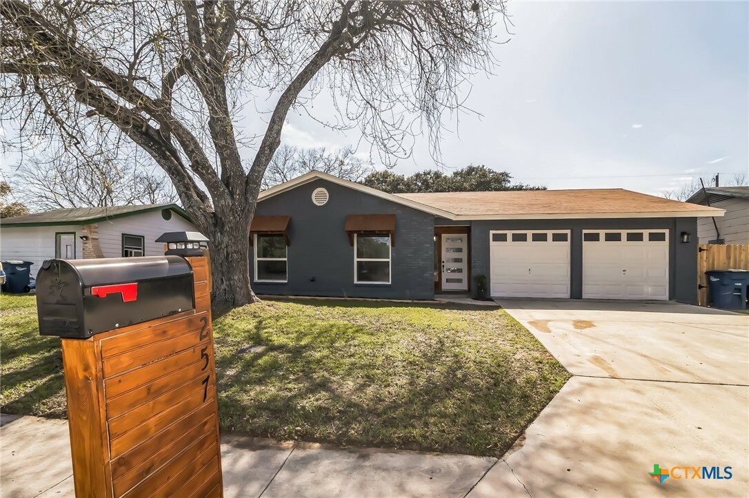 Property Photo:  257 Rhine Road  TX 78130 