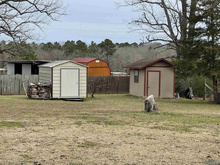 Property Photo:  2184 Cr 121  TX 75643 