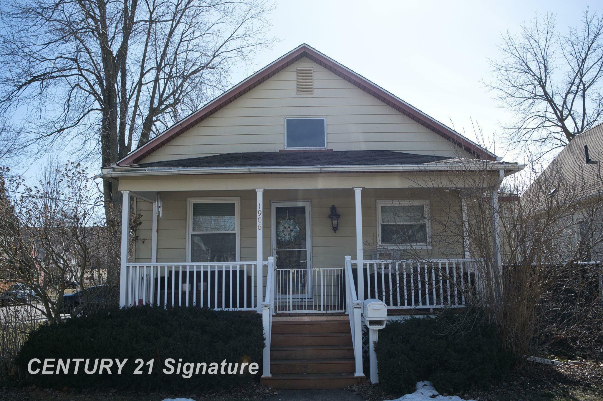 Property Photo: 1906 10th Street MI 48708