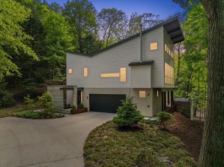 371 Dunegrass Circle Drive  Saugatuck MI 49453 photo