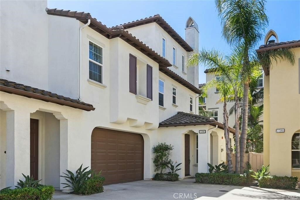 Property Photo:  7290 Mirage Drive  CA 92648 