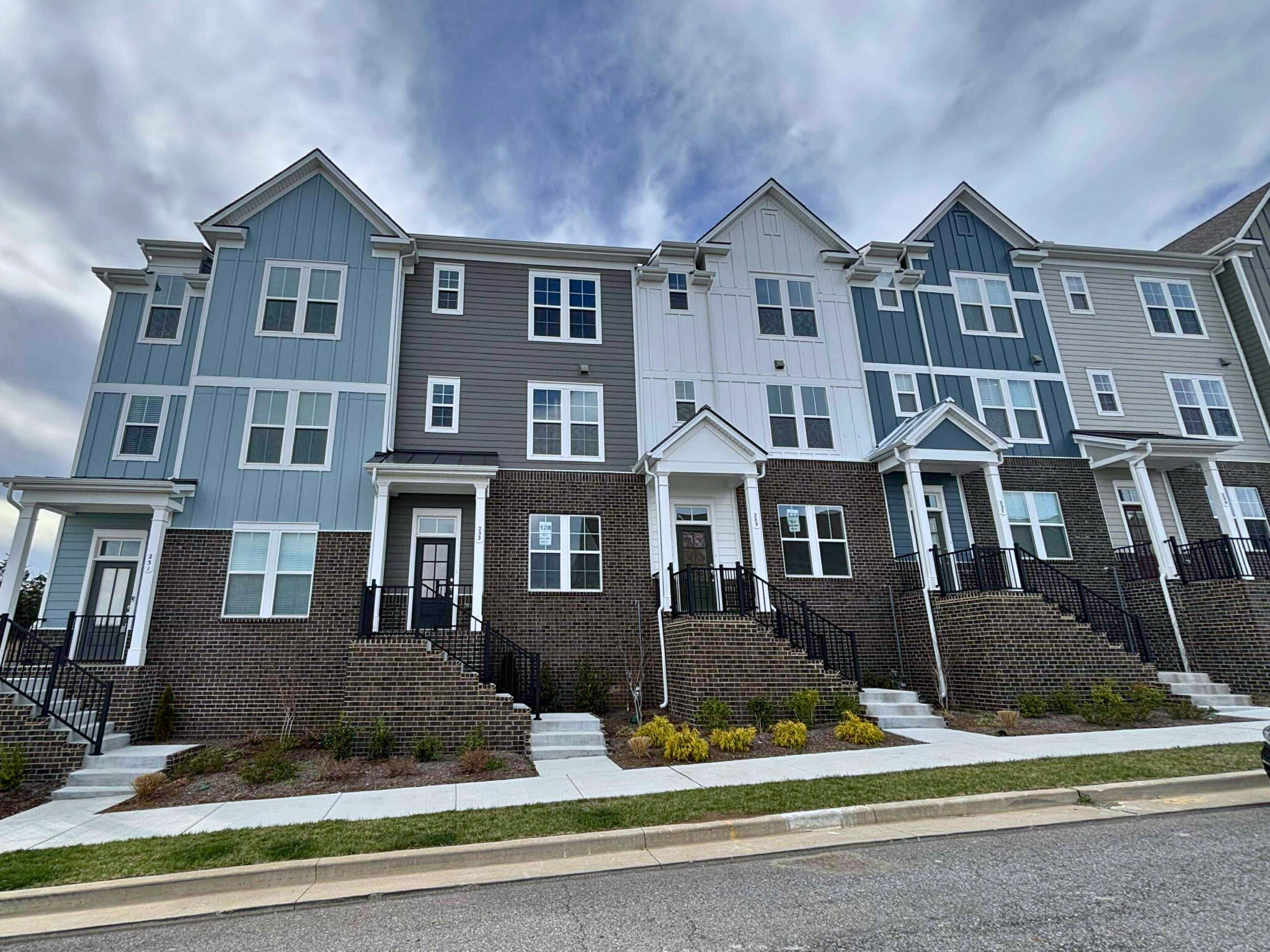 Property Photo: 235 Ben Hill Dr TN 37013