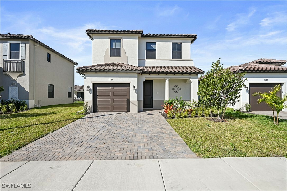 Property Photo:  5617 Cobalto Way  FL 34142 