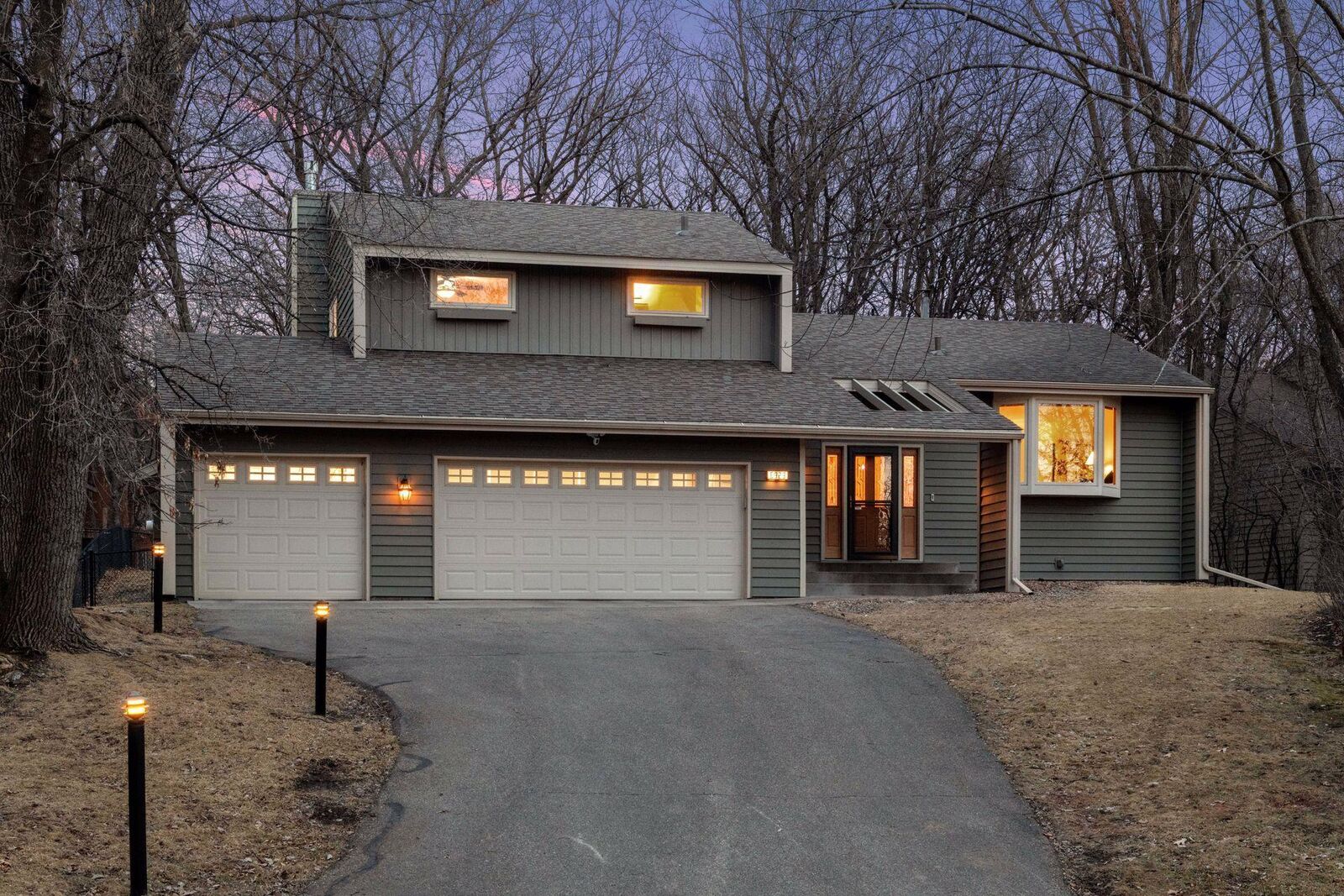 Property Photo: 6923 Woodland Drive MN 55346