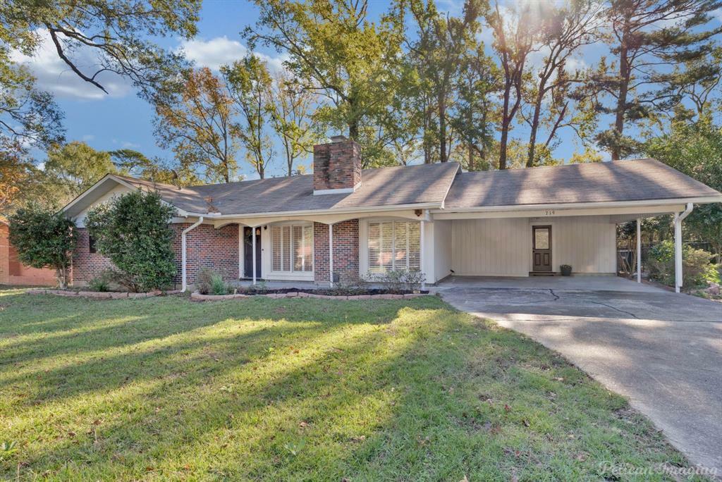 Property Photo: 719 Neal Drive LA 71107