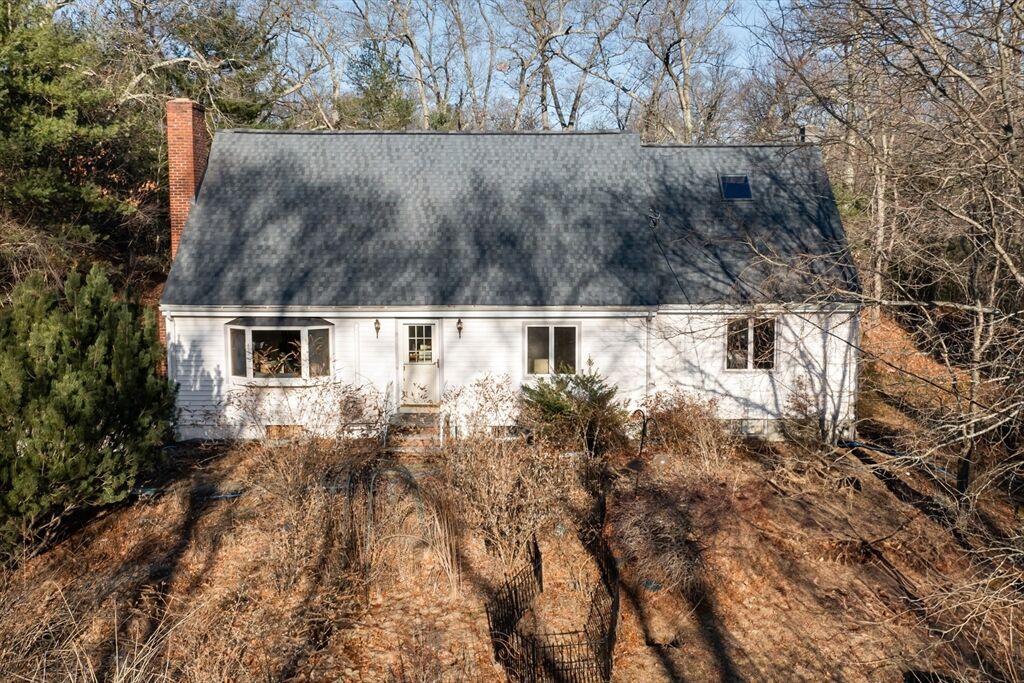 Property Photo:  9 Grand Street  MA 01887 