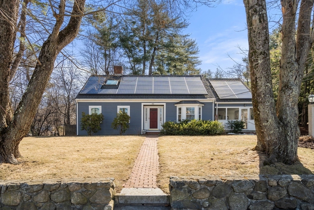 Property Photo: 402 Central St MA 01701