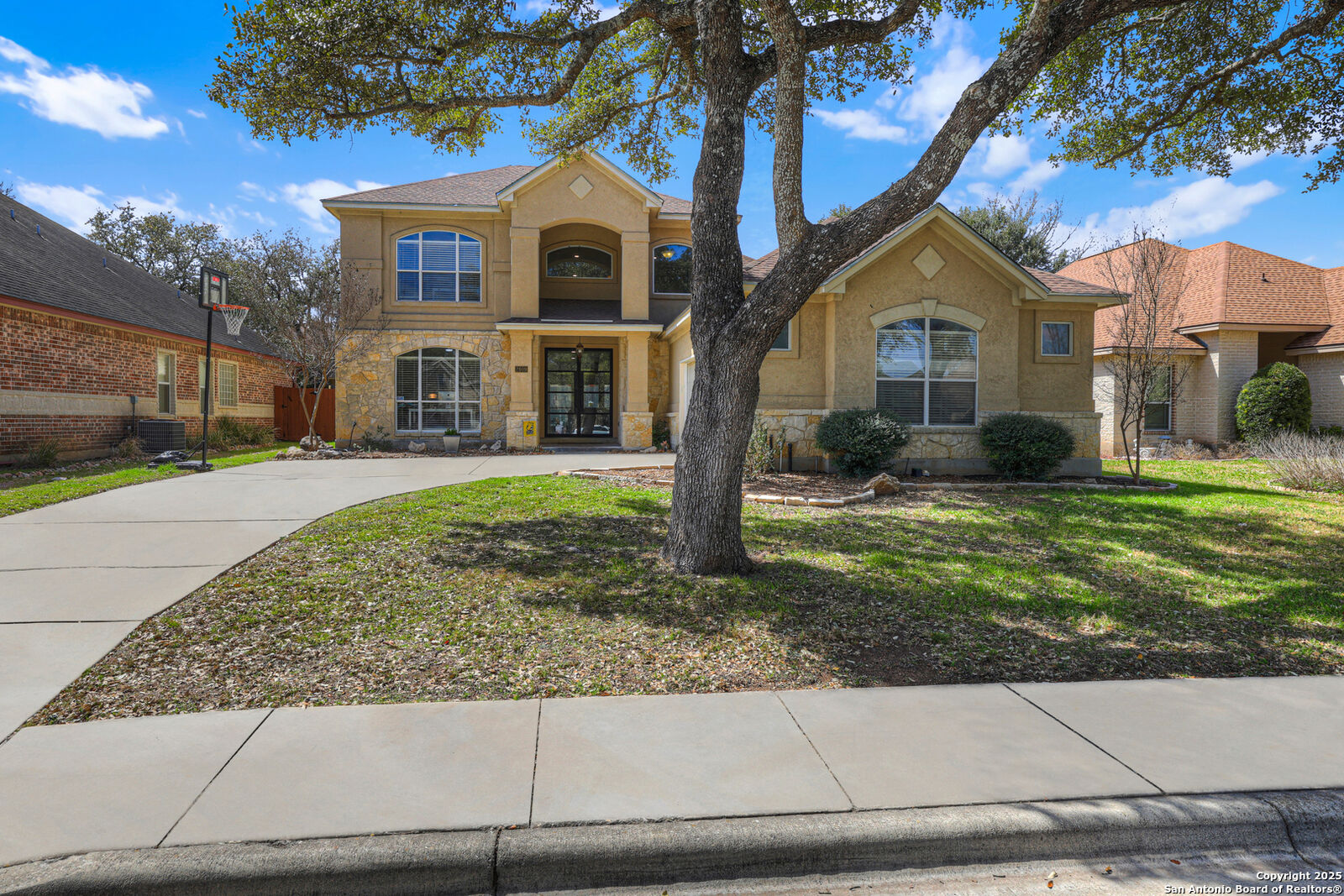Property Photo:  2609 Fairwood  TX 78132 