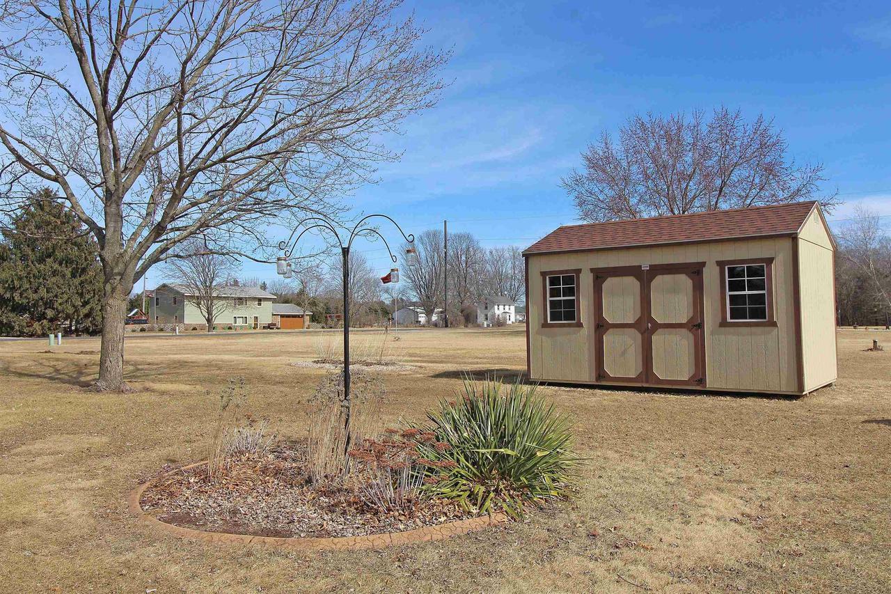 Property Photo:  10359 Curtiss Road  WI 53560 